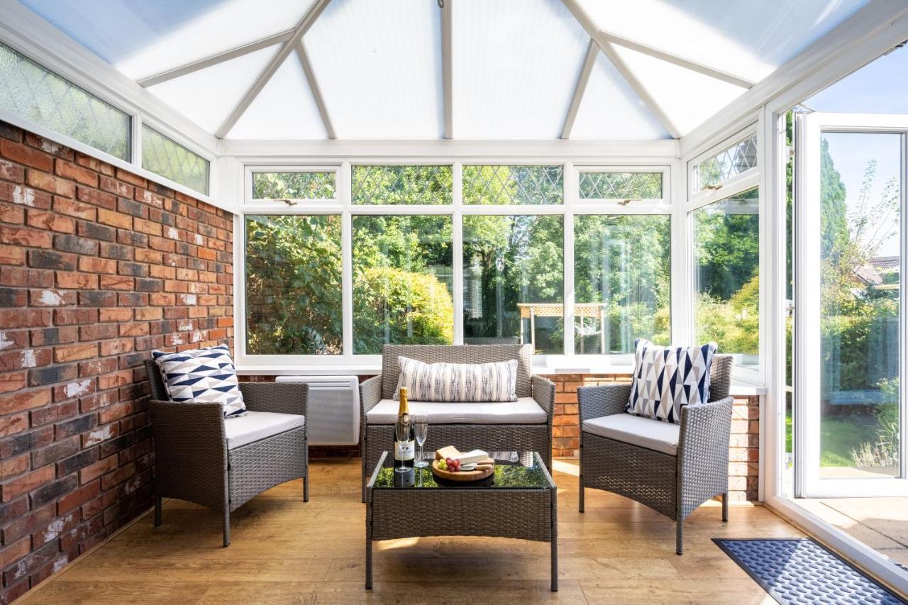 Mulberry House - Luxurious And Modern 4-Bed In Solihull Near Nec,Jlr, Airport, Resorts World, Hs2 Экстерьер фото
