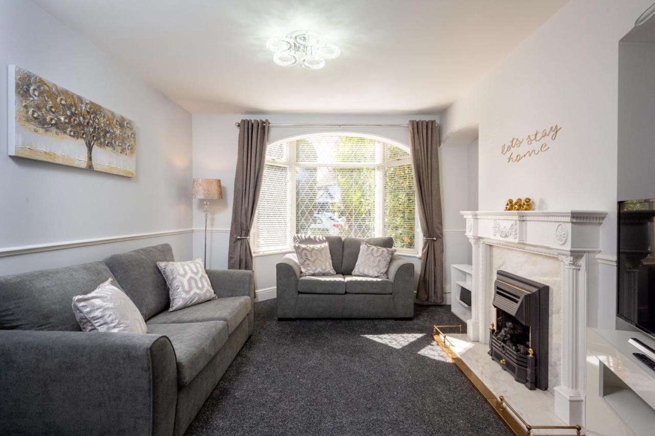 Mulberry House - Luxurious And Modern 4-Bed In Solihull Near Nec,Jlr, Airport, Resorts World, Hs2 Экстерьер фото
