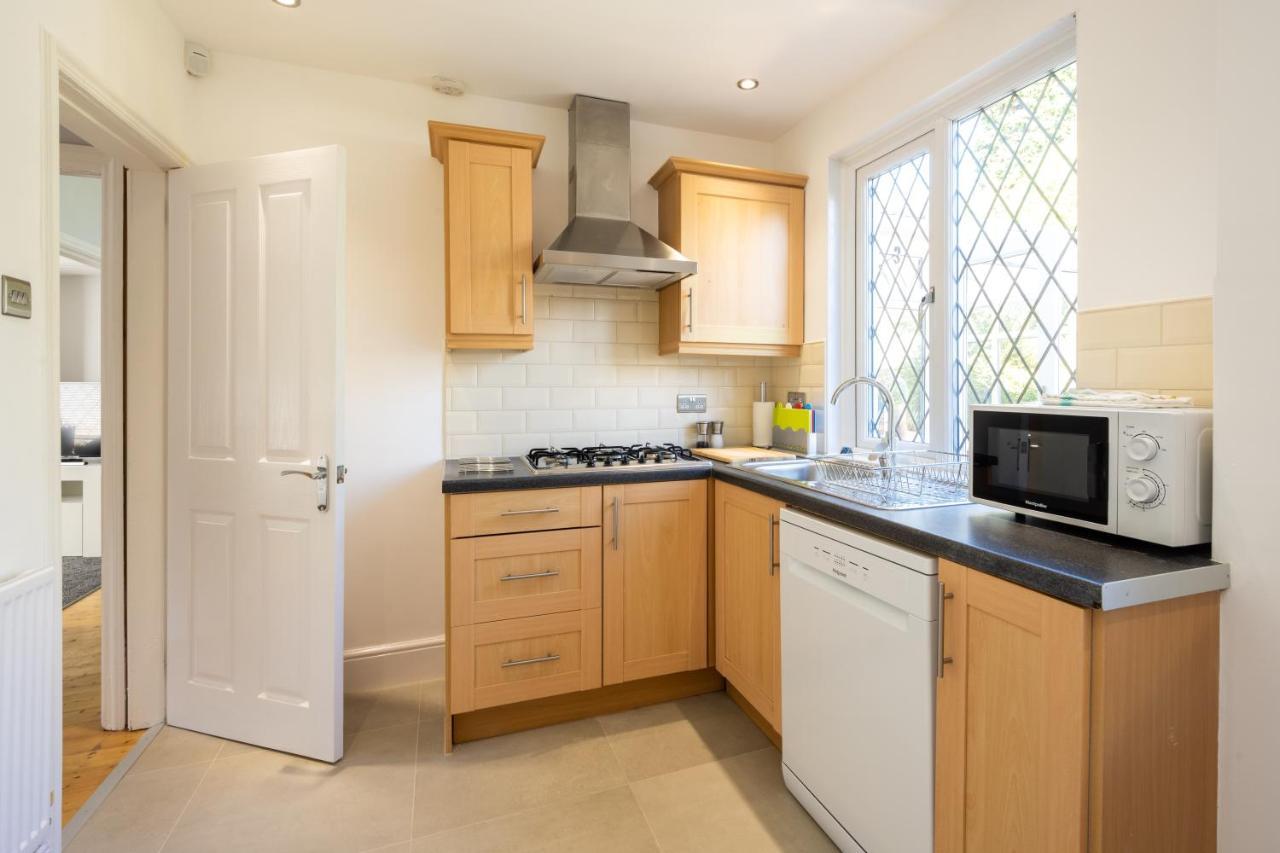 Mulberry House - Luxurious And Modern 4-Bed In Solihull Near Nec,Jlr, Airport, Resorts World, Hs2 Экстерьер фото