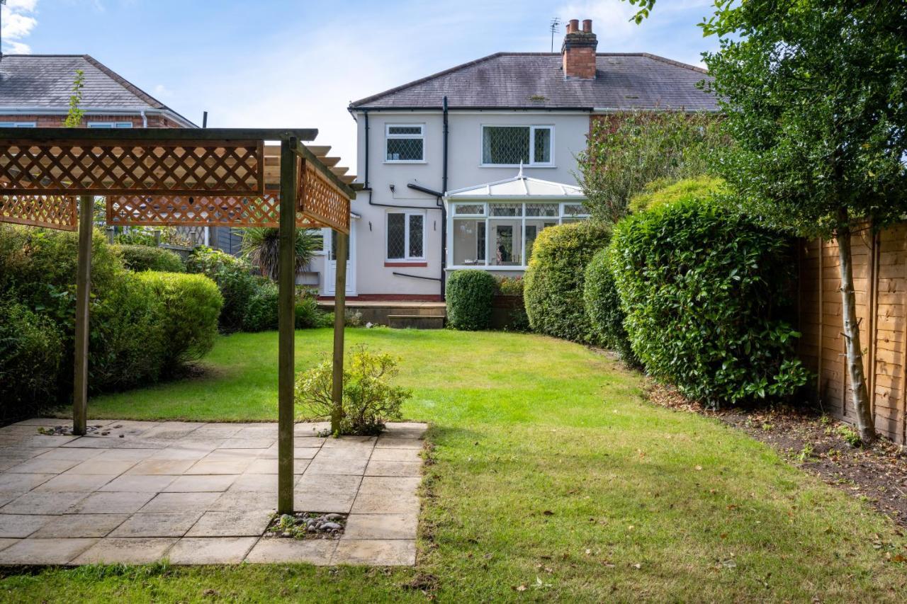 Mulberry House - Luxurious And Modern 4-Bed In Solihull Near Nec,Jlr, Airport, Resorts World, Hs2 Экстерьер фото