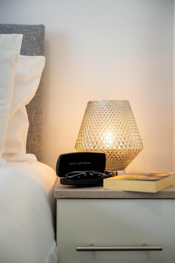 Mulberry House - Luxurious And Modern 4-Bed In Solihull Near Nec,Jlr, Airport, Resorts World, Hs2 Экстерьер фото