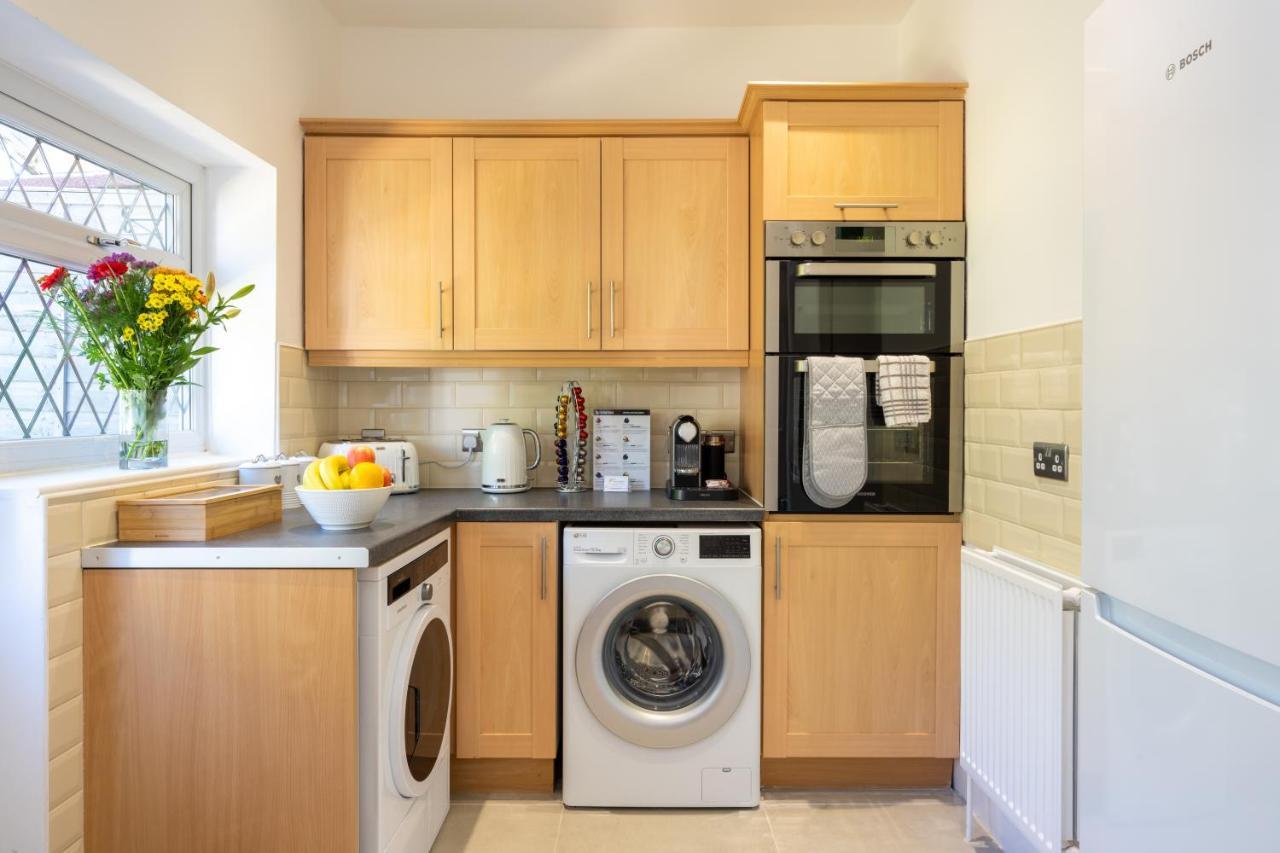 Mulberry House - Luxurious And Modern 4-Bed In Solihull Near Nec,Jlr, Airport, Resorts World, Hs2 Экстерьер фото