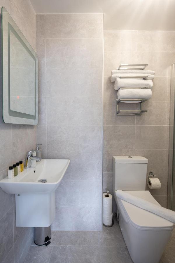 Mulberry House - Luxurious And Modern 4-Bed In Solihull Near Nec,Jlr, Airport, Resorts World, Hs2 Экстерьер фото