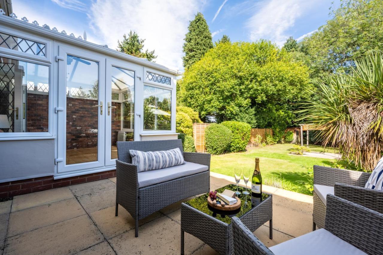 Mulberry House - Luxurious And Modern 4-Bed In Solihull Near Nec,Jlr, Airport, Resorts World, Hs2 Экстерьер фото