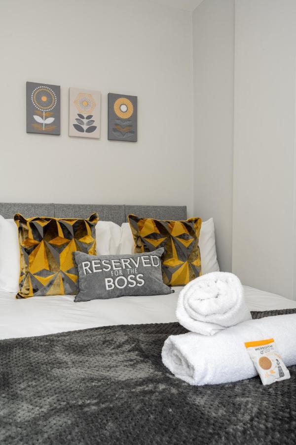 Mulberry House - Luxurious And Modern 4-Bed In Solihull Near Nec,Jlr, Airport, Resorts World, Hs2 Экстерьер фото